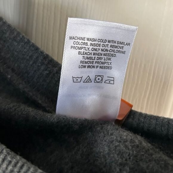 Disney Halloween Mickey & Minnie Mouse Sweater, Sz Large - Picture 9 of 15